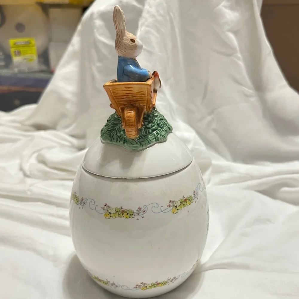 Peter Rabbit Cookie Jar White Excellent Ceramic Egg Wheelbarrow Jar Easter